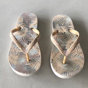 Reef girls sandals